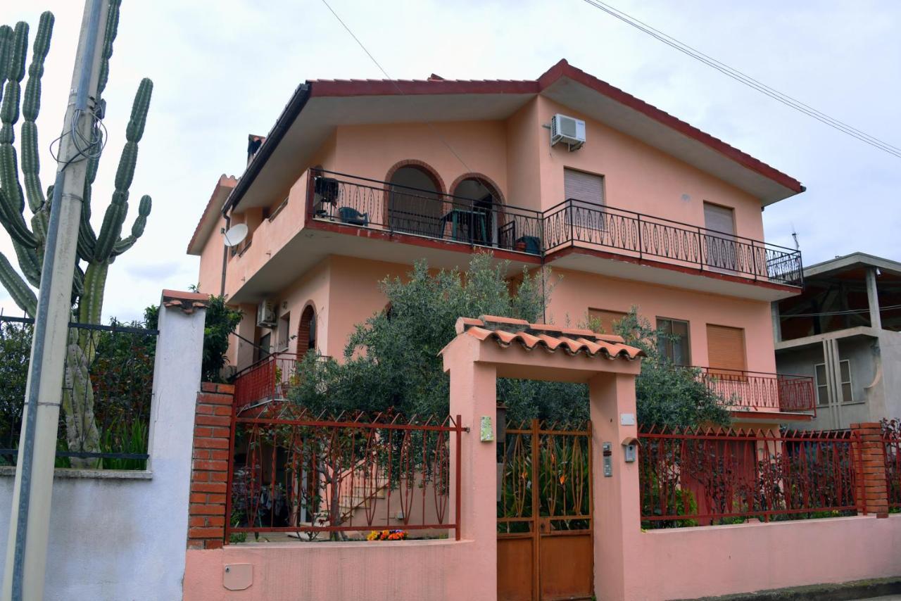 La Casa Del Cuore Muravera Exterior photo